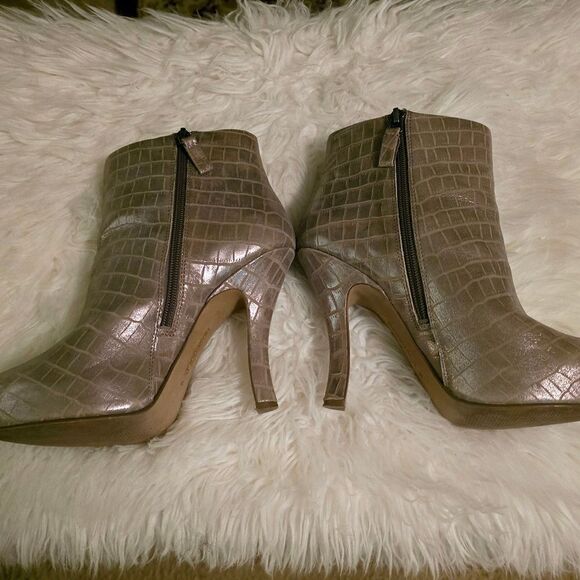 ROSE GOLD PLATFORM BOOTIES - Picture 2 of 9